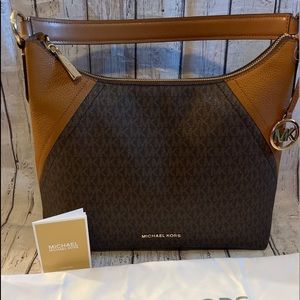 Michael kors aria large shoulder bag